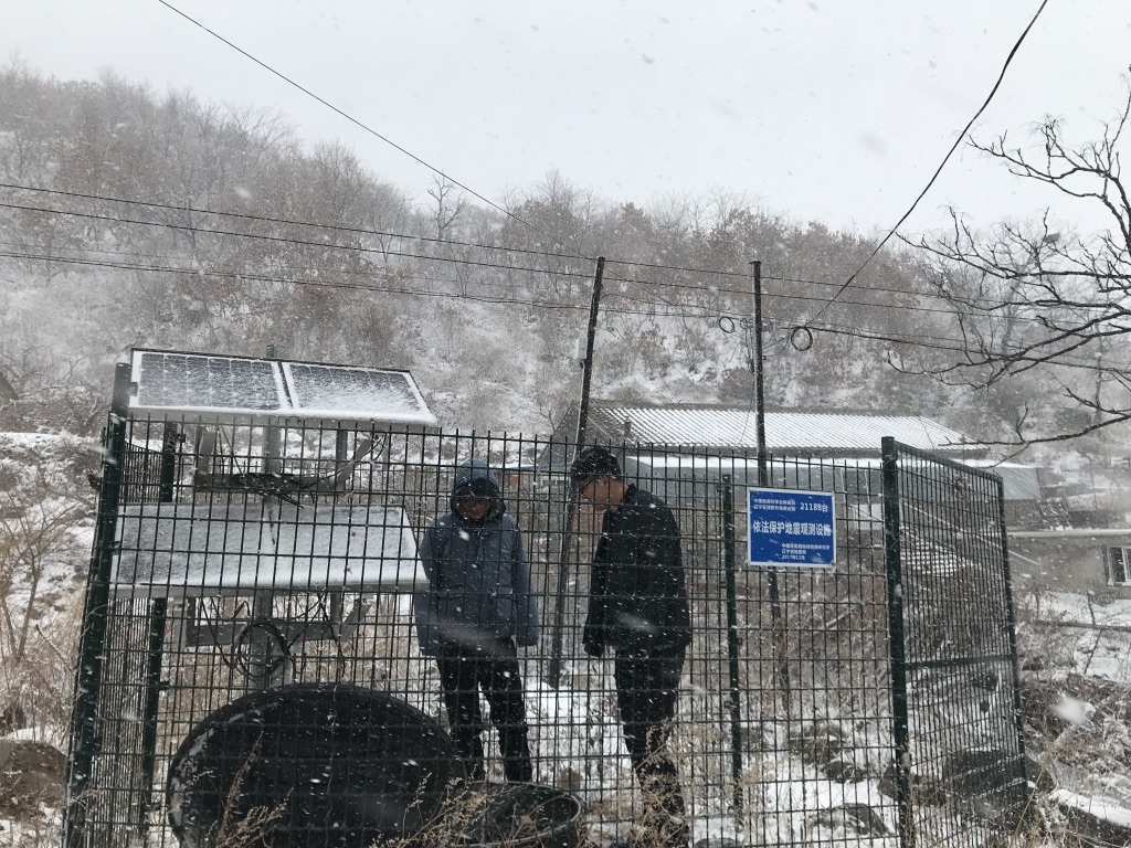ChinArray III in Liaoning Province. The guys from left to right are ZHANG Zhuoran (Now at MSU) and HAN Cunrui (Now at Jilin University as associate professor).